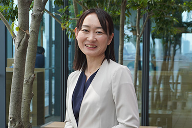 茂木　佳奈子
